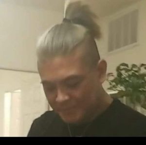 Meet your Posher, Max